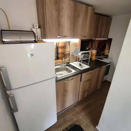 при приятели *