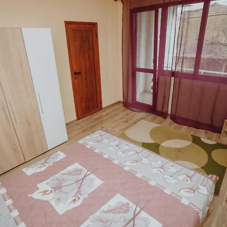 Vakantiehuis при приятели