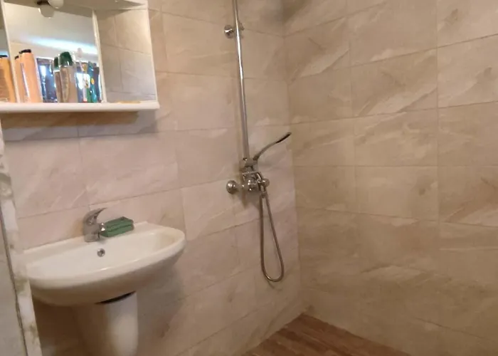 Holiday home при приятели